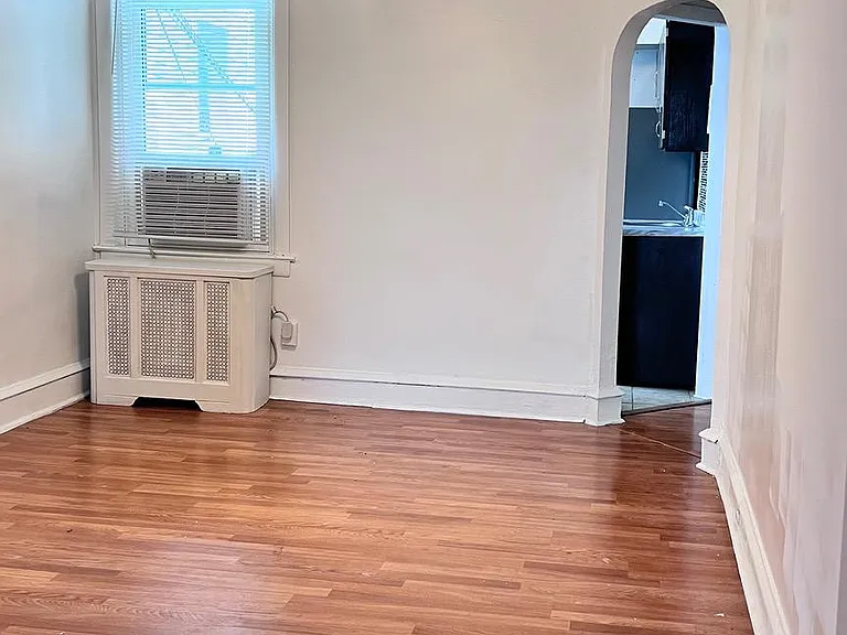 5842 N 12th St — Photo 5