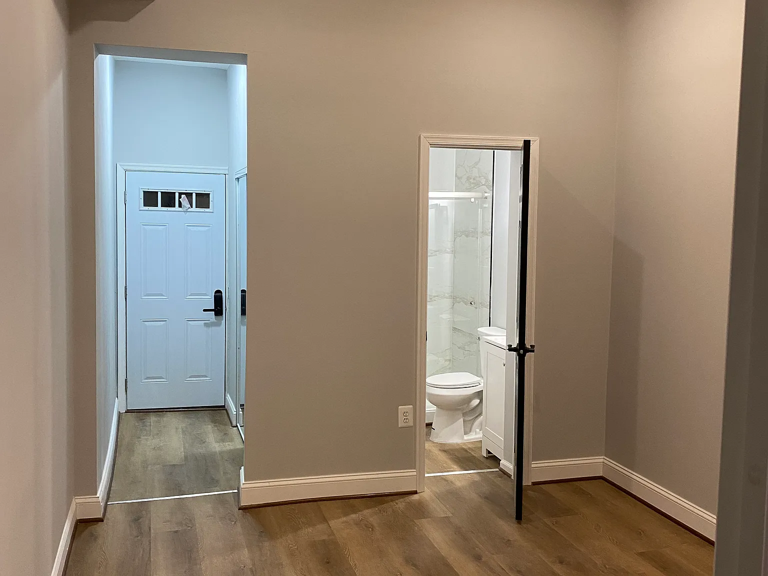 4 bed, $850 — Photo 2
