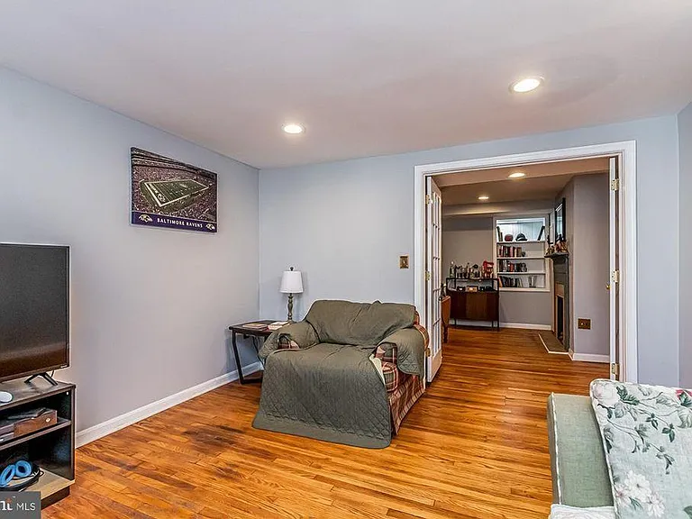 921 S Charles St #2 — Photo 1