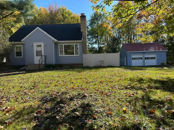 1205 Duck Lake Rd, Muskegon, MI 49445