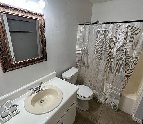 5th image of 8341 Country Walk Dr APT A