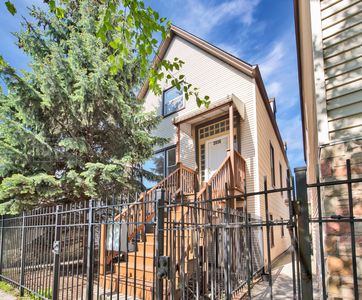 2836 N Lawndale Ave, Chicago, IL, 60618
