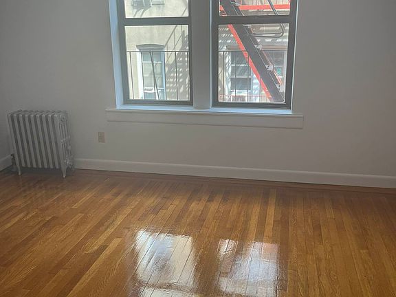 5th image of 4515 42nd St APT 2F