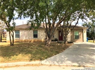 919 Nancy Ln, Pleasanton, TX 78064