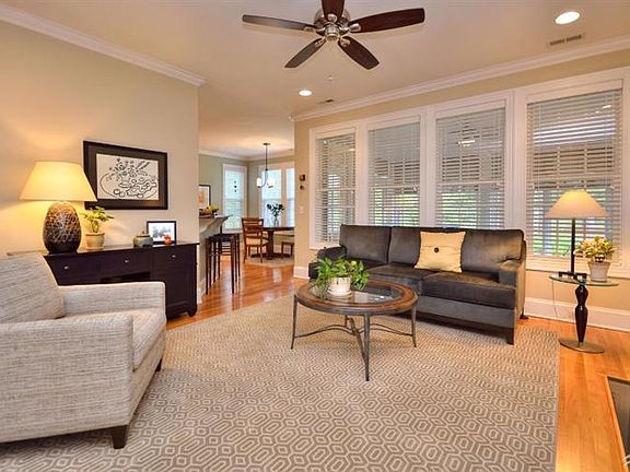 5th image of 3366 Beaver Creek Drive SE