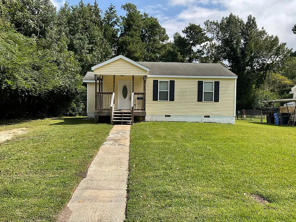 601 New River Dr