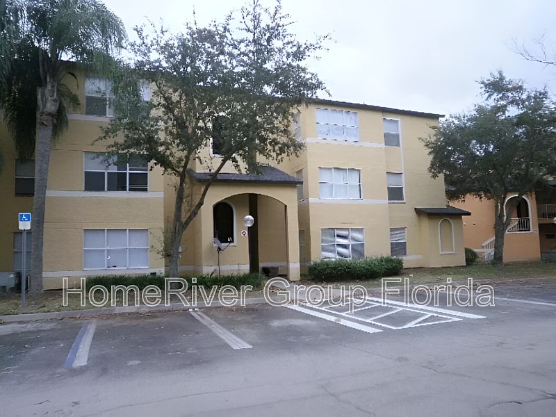 1st image of 4536 Commander Dr APT 1535