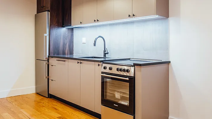 Rented by Nooklyn NYC LLC | media 30