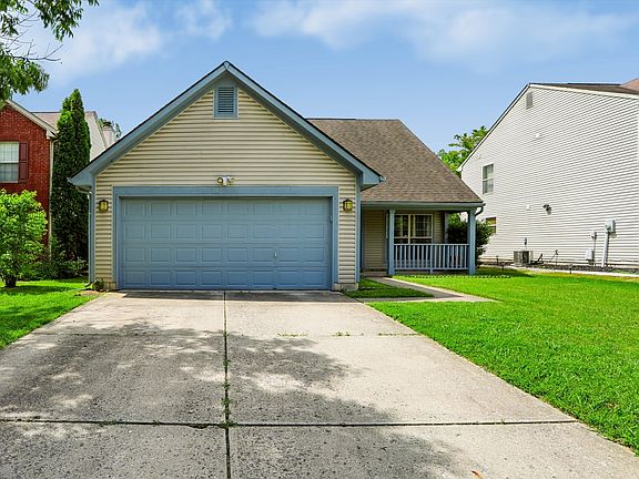 3rd image of 6105 Lakeside Manor Ave