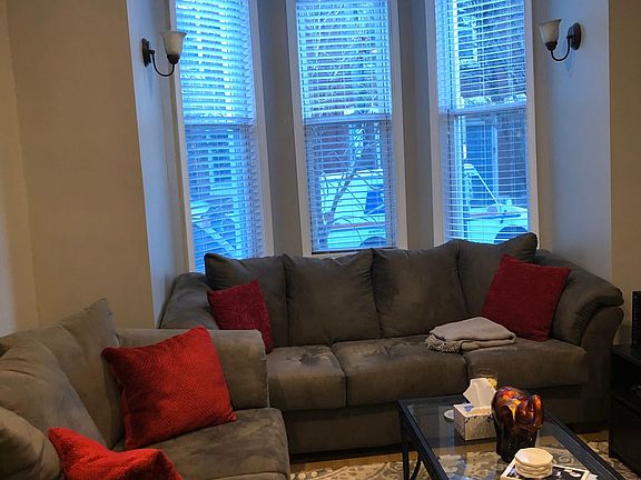 2nd image of 2327 Catharine St #1