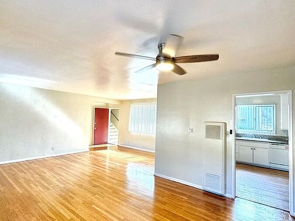 2nd image of 356 Pasadena Ave #2B-1BA-950SQFT