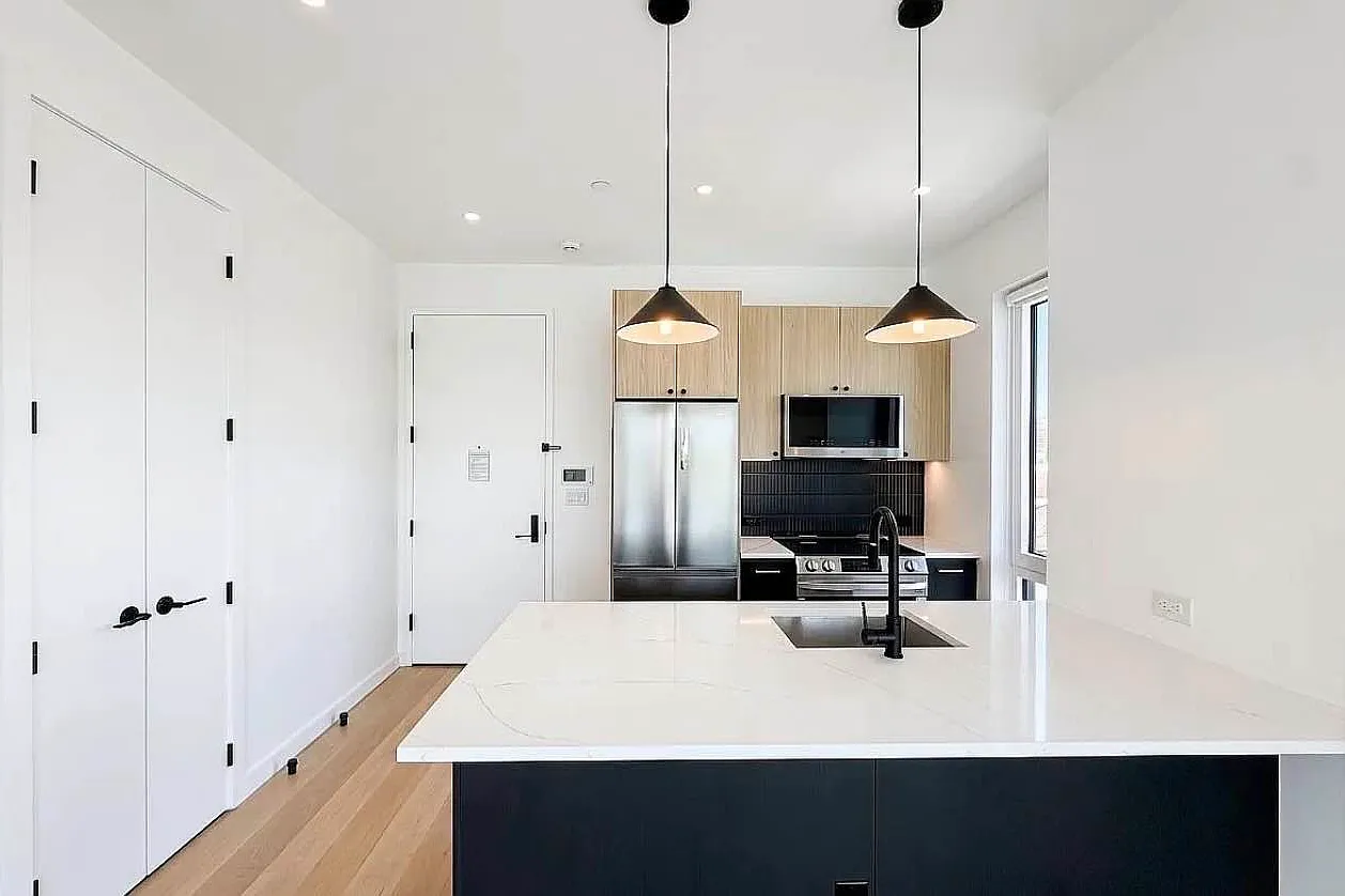 11-14 35th Avenue — Photo 2
