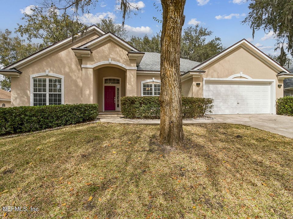 1st image of 1521 AMELIA Circle