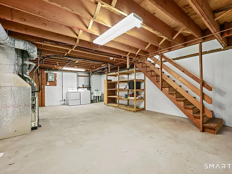 8 Allspice Ln #8 — Photo 24