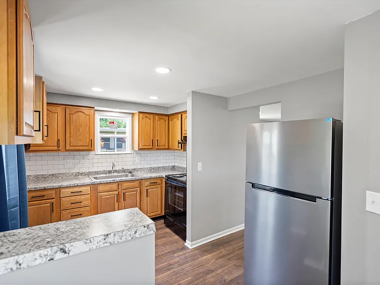 7784 River Rd — Photo 8