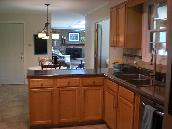 2nd image of 1453 Buxton Dr
