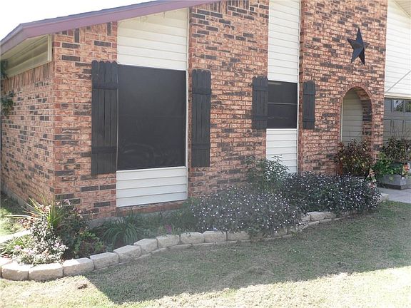 2nd image of 4332 Aspen Way