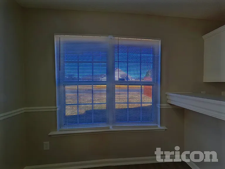 3543 Arvin Dr — Photo 5