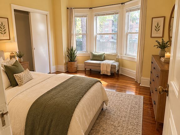 3rd image of 3721 Summit St APT 1