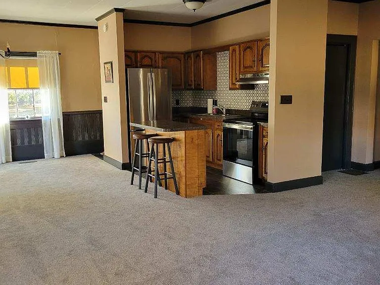 5680 N Clinton St — Photo 17