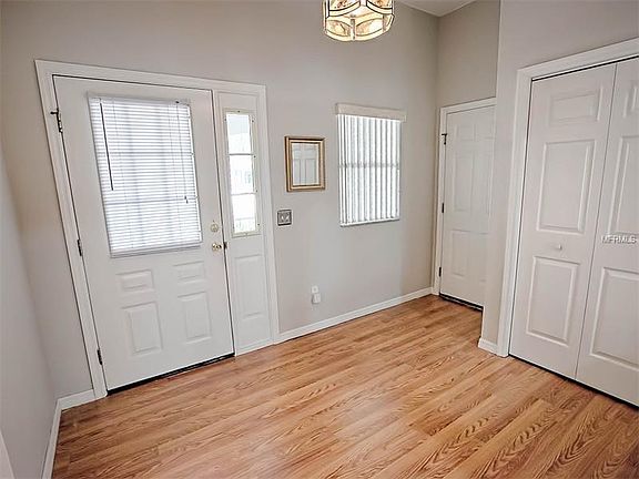 5th image of 326 Chula Vista Ave