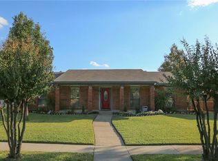 2104 Meadfoot Rd, Carrollton, TX 75007
