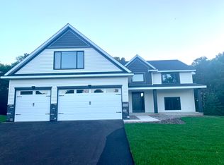 25520 24th St W, Zimmerman, MN 55398