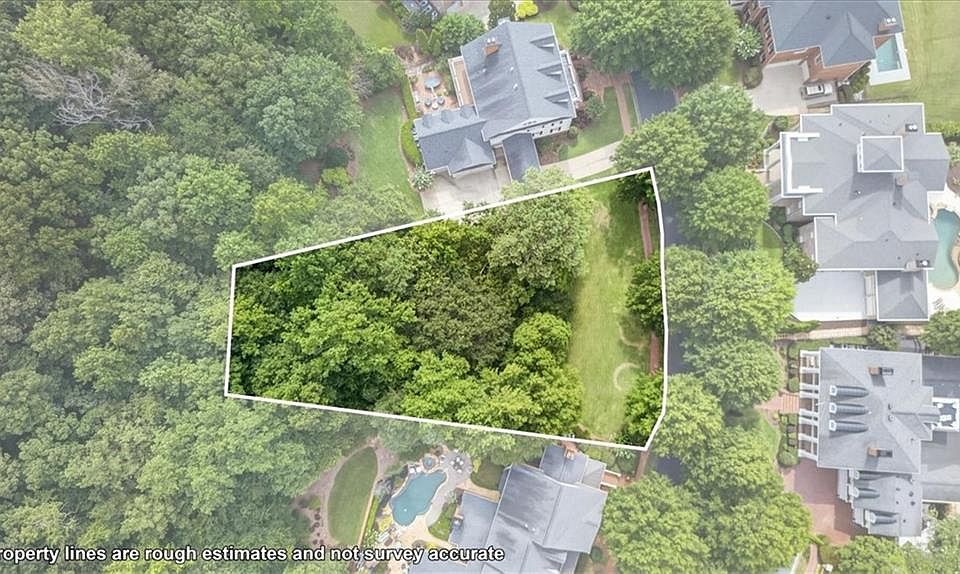 1st image of 3119 W Addison Dr #1