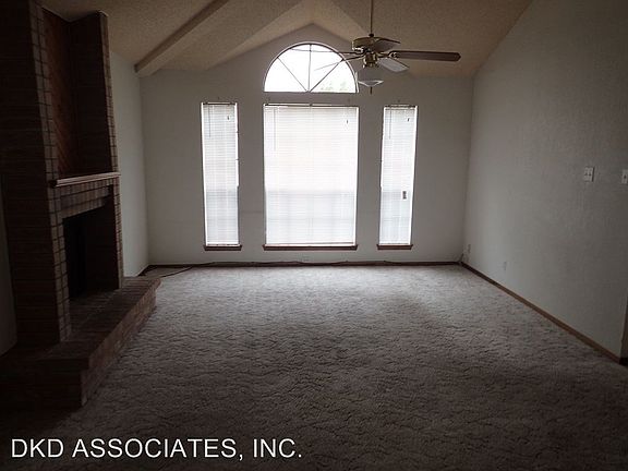 3rd image of 12113 Goya Ct