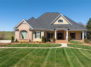 8691 Forrester Rd, Lula, GA 30554