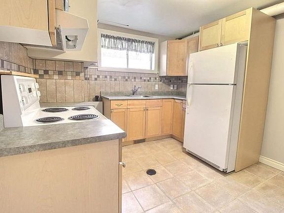 4th image of 8739 78th Ave NW