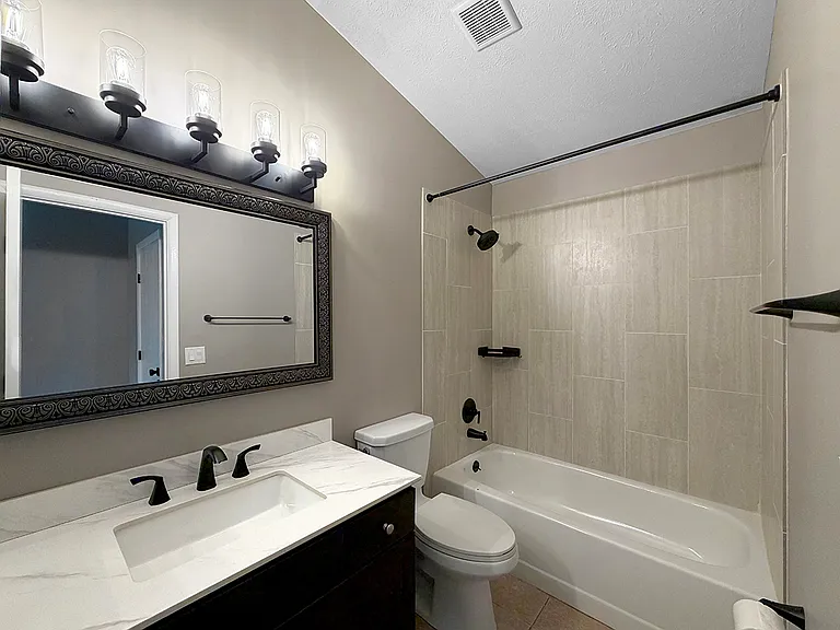 52 Woodland Hills Dr #10 — Photo 13