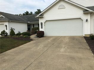 33912 Honeysuckle Ln, North Ridgeville, OH 44039