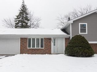 3845 Seaview Dr, Hanover Park, IL 60133