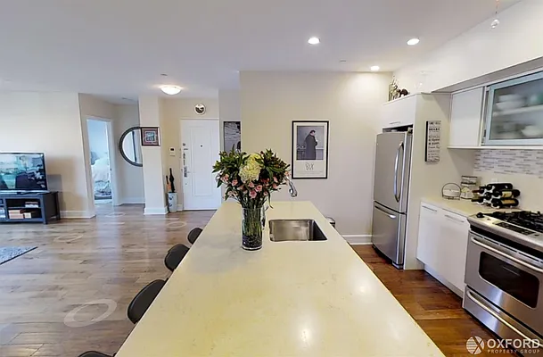 Sold by Oxford Property Group | media 18