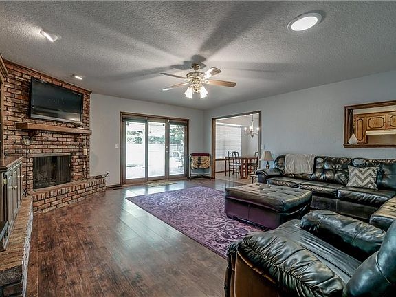 5th image of 2705 N Meridian Ct