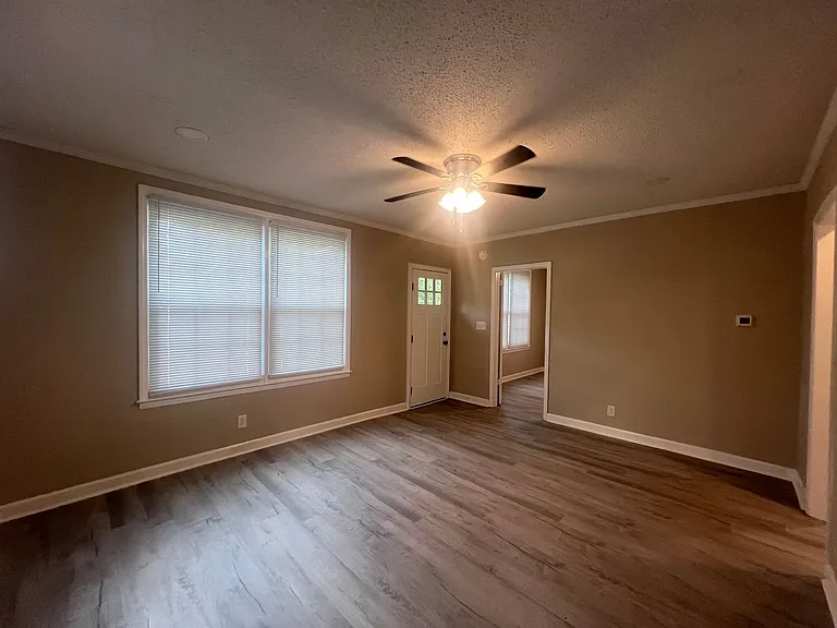 103 Neighborhood St — Photo 2