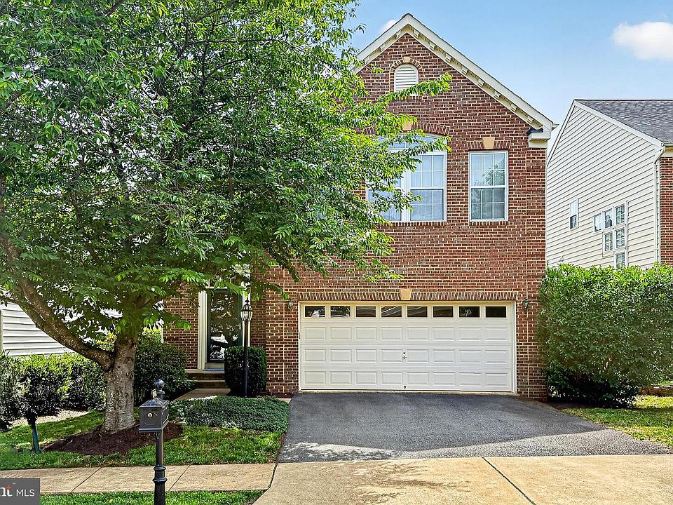 1st image of 15012 Danehurst Cir