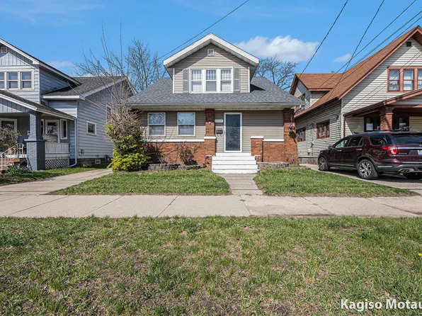 1507 Tamarack Ave NW, Grand Rapids, MI 49504