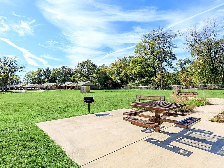 1010 Lavender Dr #1010 — Photo 7