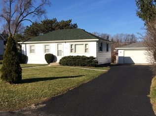 2102 W Kimberly Ave, Milwaukee, WI 53221