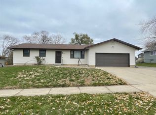 2798 28th Ave, Marion, IA 52302