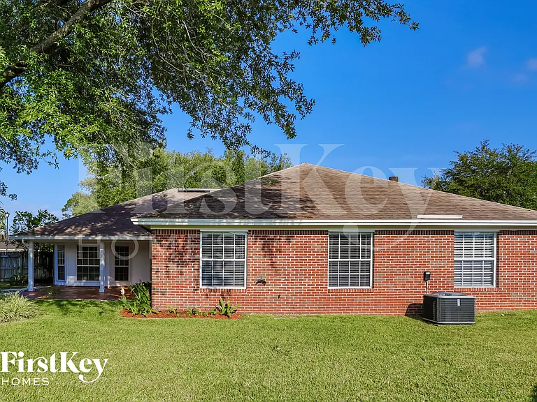2479 Moon Harbor Way — Photo 13