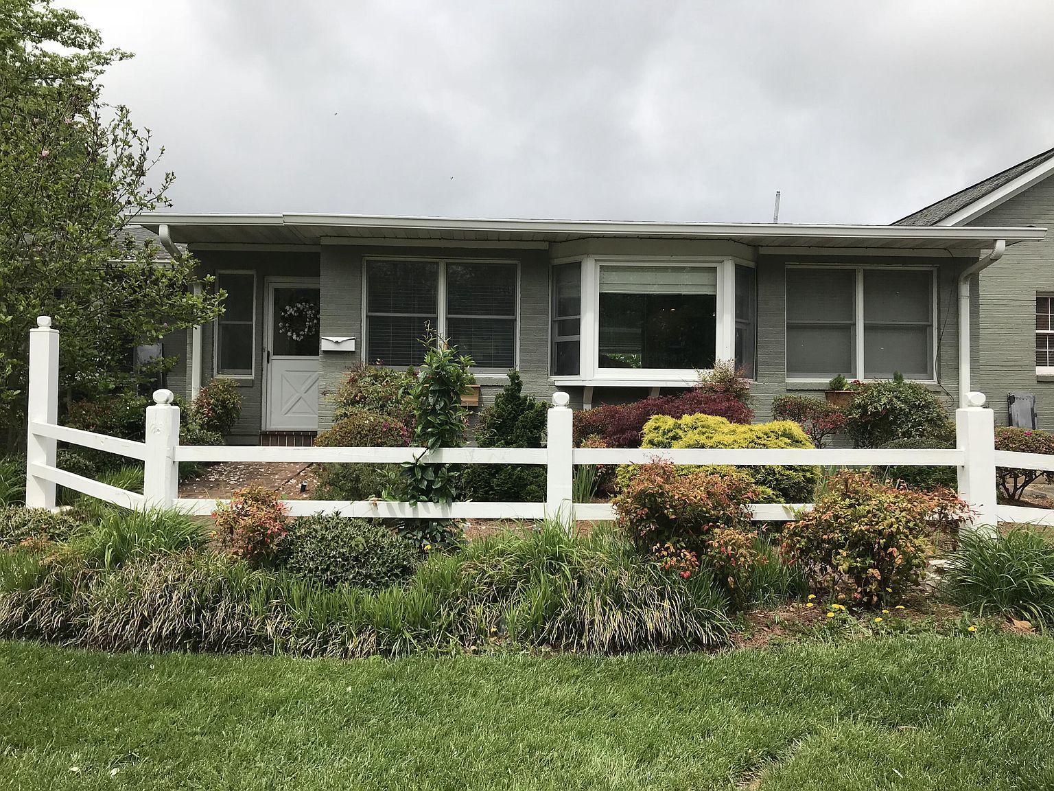 2409 Larkspur Dr, Johnson City, TN 37604 Zillow