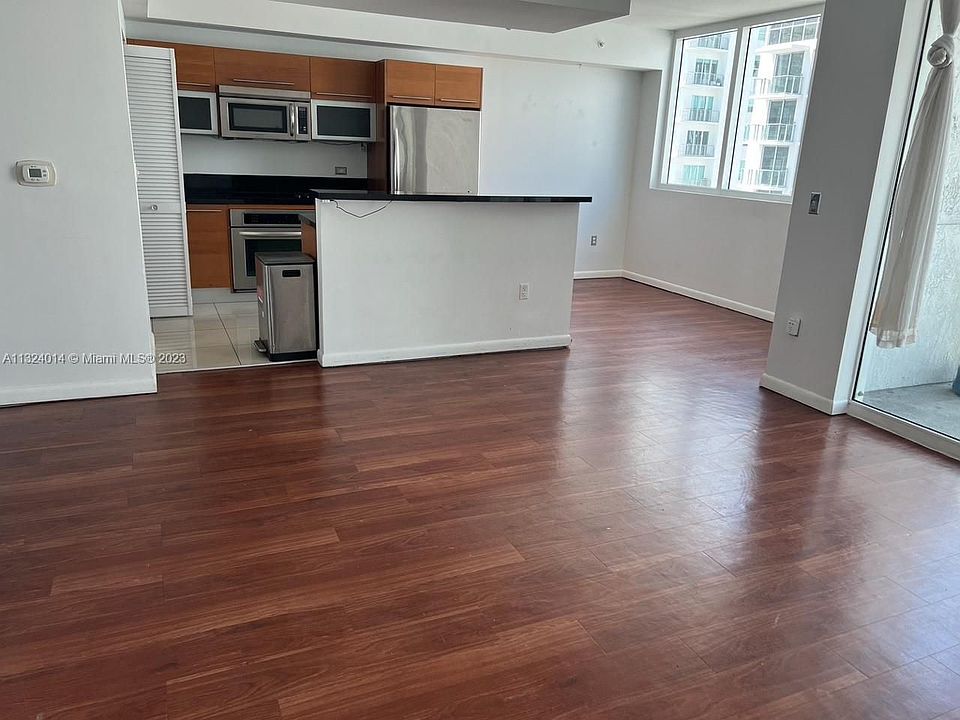 1st image of 253 NE 2nd St APT 2702