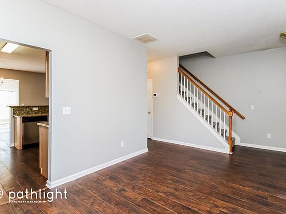 2nd image of 2407 Lannigan Dr