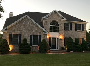 77 Blue Grass Blvd, Branchburg, NJ 08876