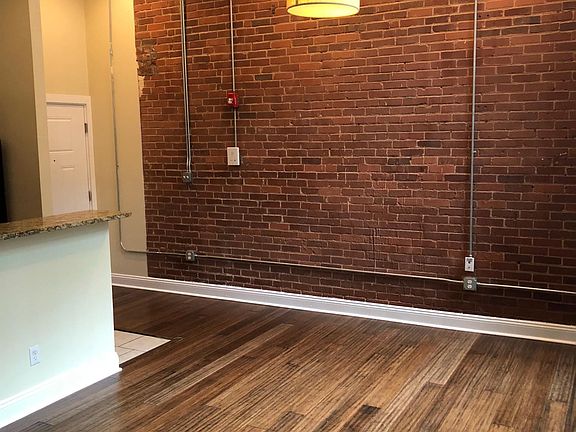 5th image of 2740 Fort Ave APT 107