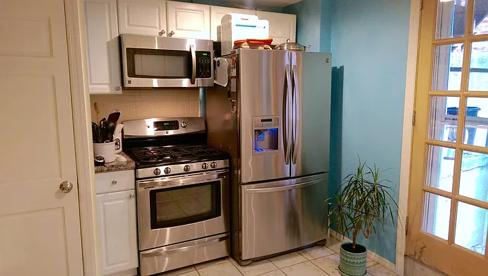 Rented by Coldwell Banker Reliable Real Estate | media 8