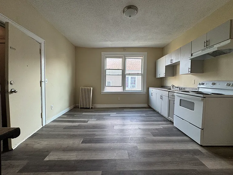 134-3 Magnolia St #3C — Photo 4